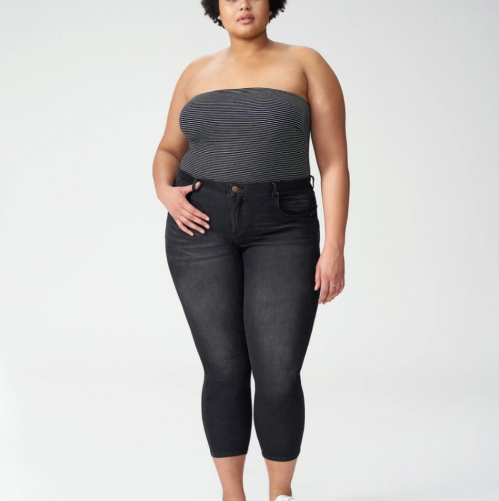 Universal Standard Seine Mid Rise Skinny Jeans 27